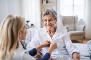 A Family’s Guide to Caring for a Loved One With Dementia at Each Stage