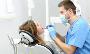 How Professional Care Makes Emergency Dental Visits Easier