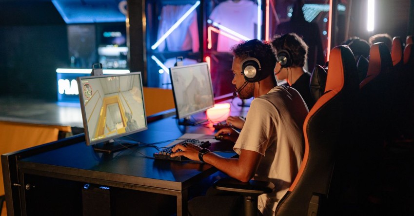 Why Online Gaming Is More Than a Game Session